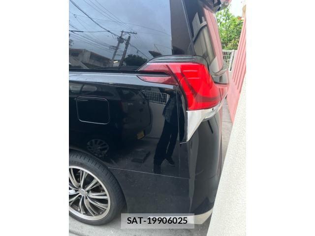 Toyota ALPHARD 2015-09 7249723-3