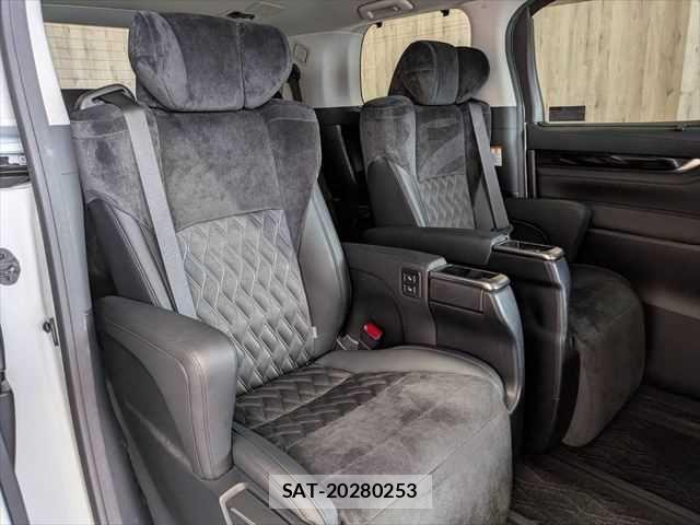 Toyota ALPHARD 2017-02 7249599-9