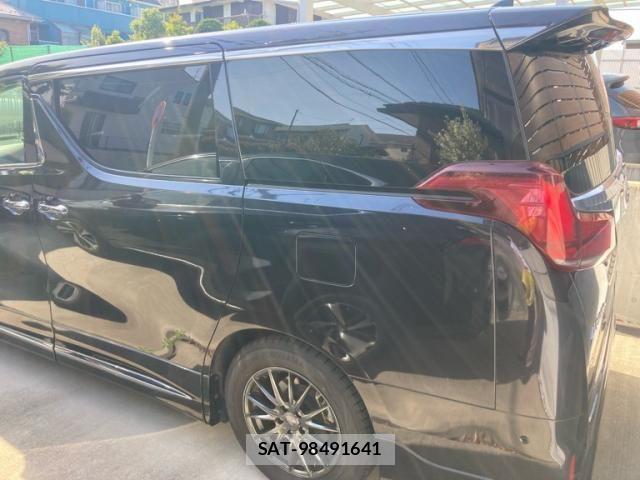 Toyota ALPHARD 2021-10 7249676-3