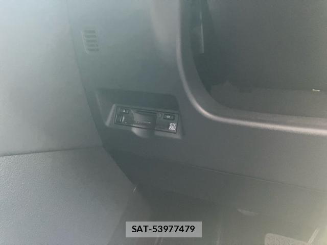 Toyota ALPHARD 2023-11 7249580-18
