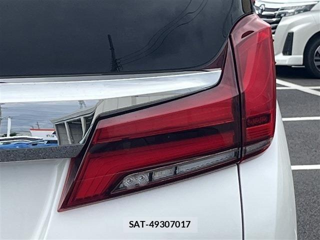 Toyota ALPHARD 2019-08 7271435-12