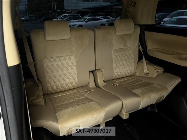 Toyota ALPHARD 2019-08 7271435-16