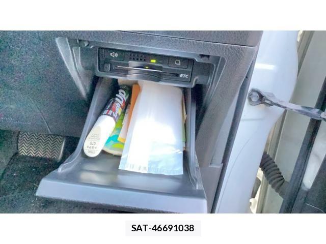 Toyota ALPHARD 2009-12 7271448-6