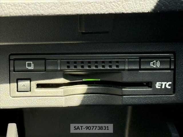 Toyota ALPHARD 2015-09 7271439-29