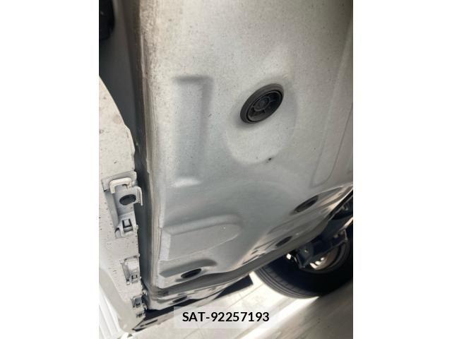 Toyota ALPHARD 2021-12 7271422-24