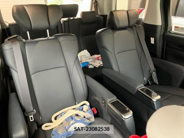 Toyota ALPHARD 2021-11 7271423-15