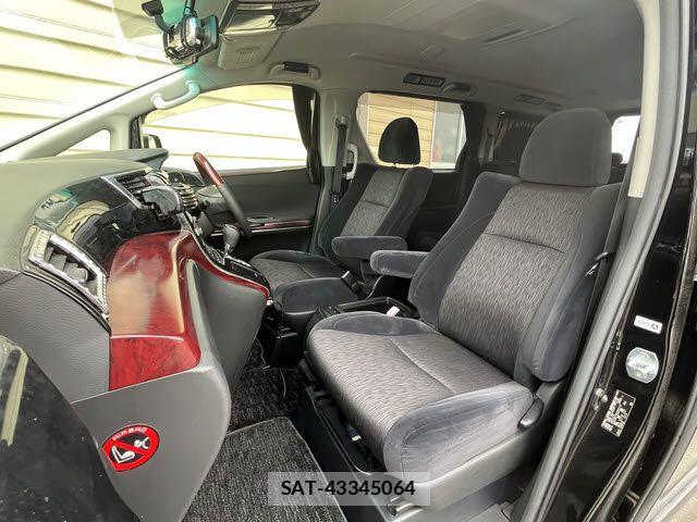 Toyota ALPHARD 2009-07 7271442-18