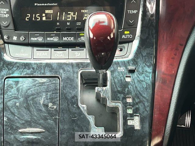 Toyota ALPHARD 2009-07 7271442-19