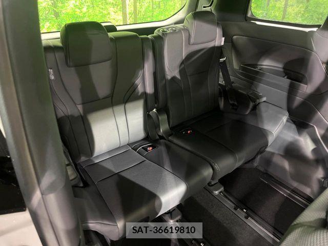 Toyota ALPHARD 2023-11 7271415-9