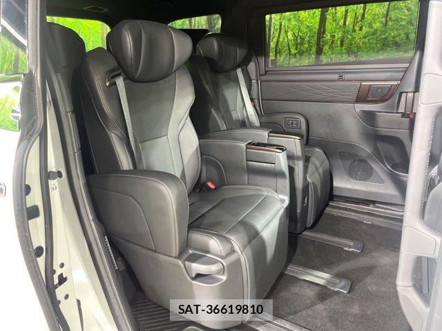 Toyota ALPHARD 2023-11 7271415-8