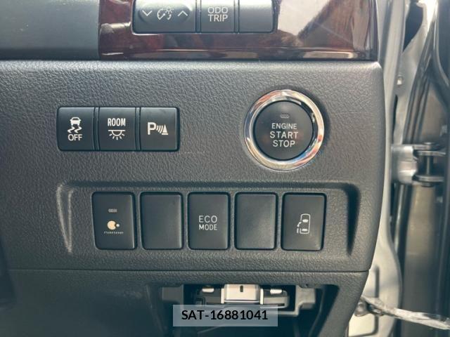 Toyota ALPHARD 2011-12 7271447-24