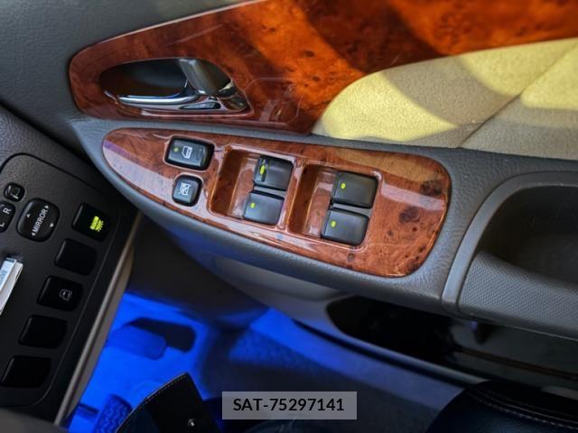 Toyota ALPHARD 2004-06 7271449-17