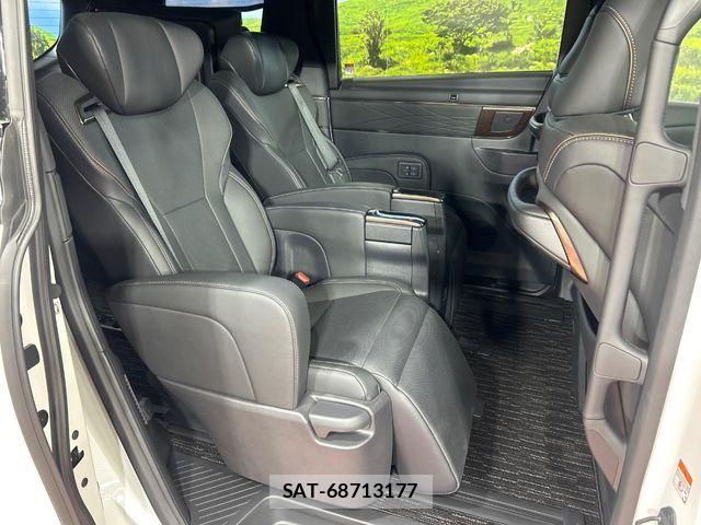 Toyota ALPHARD 2024-04 7325278-8