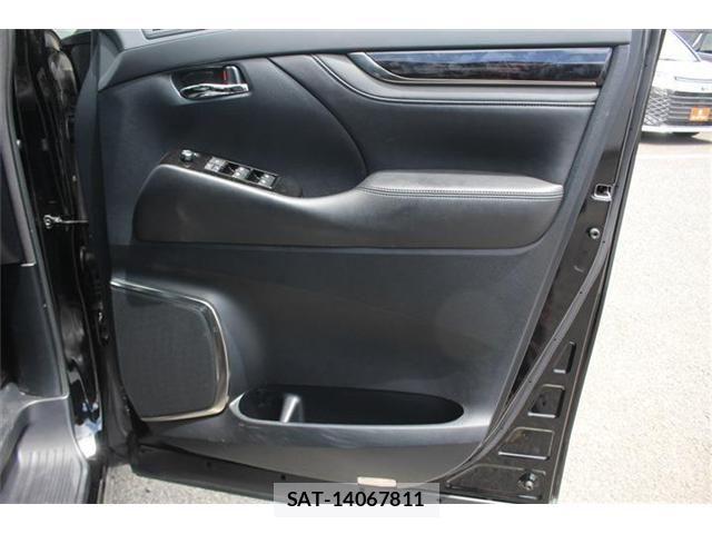 Toyota ALPHARD 2021-02 7325415-27