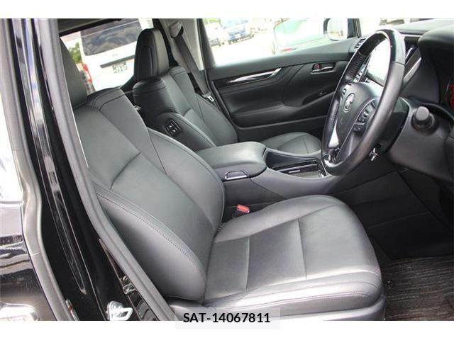 Toyota ALPHARD 2021-02 7325415-28