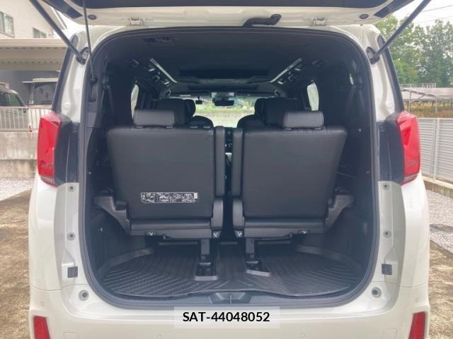 Toyota ALPHARD 2019-04 7325393-13