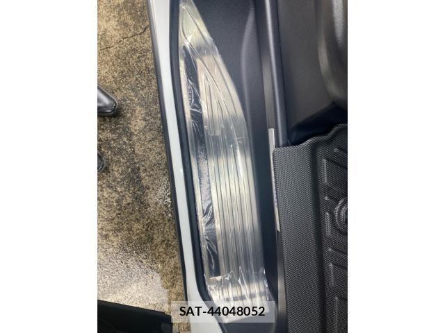 Toyota ALPHARD 2019-04 7325393-19