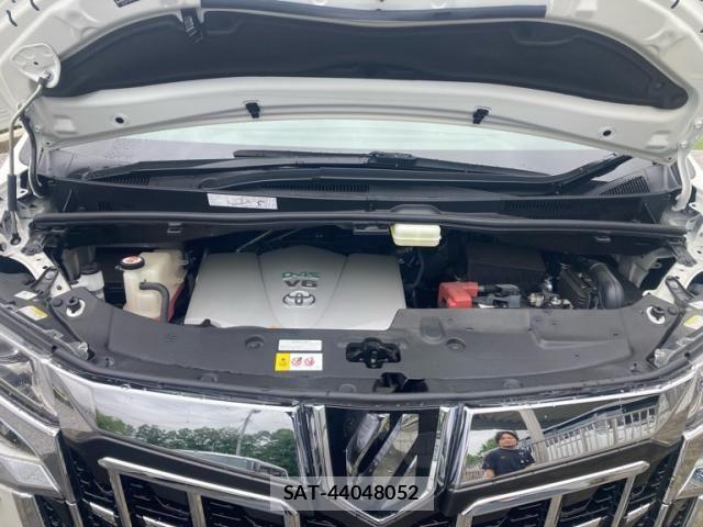 Toyota ALPHARD 2019-04 7325393-22