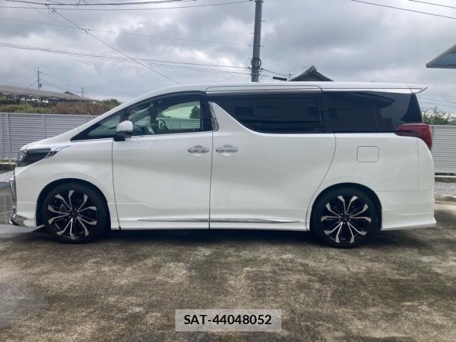 Toyota ALPHARD 2019-04 7325393-7