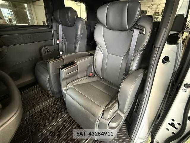 Toyota ALPHARD 2024-12 7325379-18