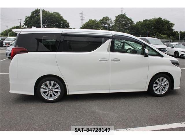 Toyota ALPHARD 2018-07 7325409-9