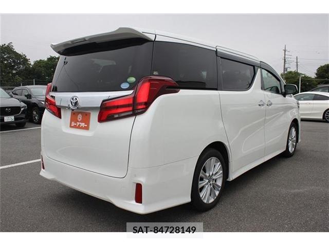 Toyota ALPHARD 2018-07 7325409-10