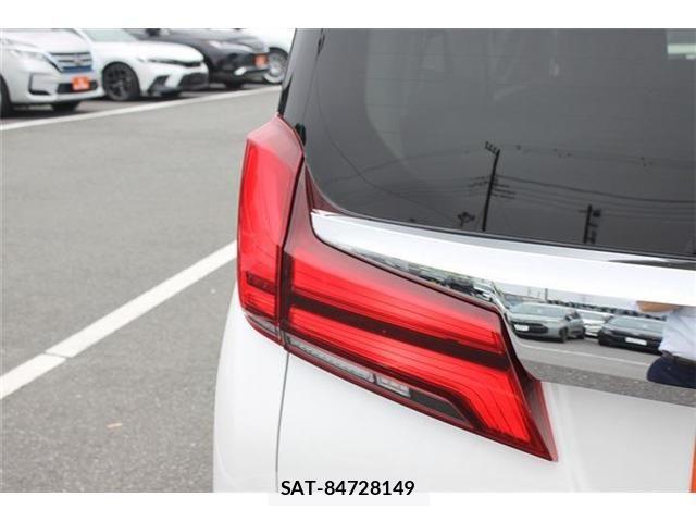 Toyota ALPHARD 2018-07 7325409-20