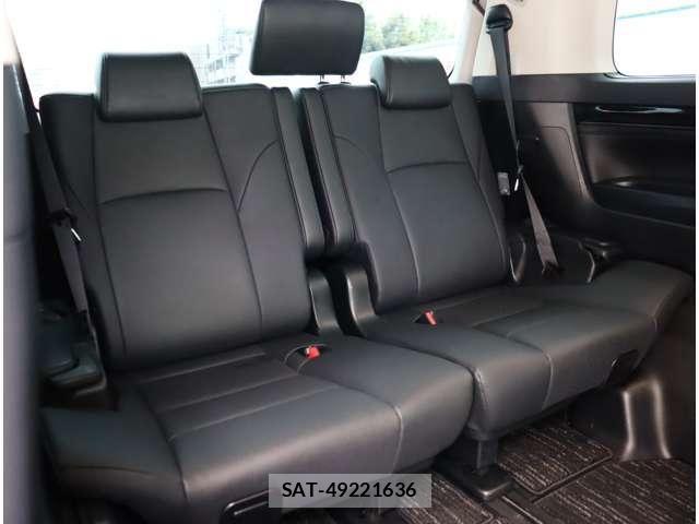 Toyota ALPHARD 2019-12 7325391-12