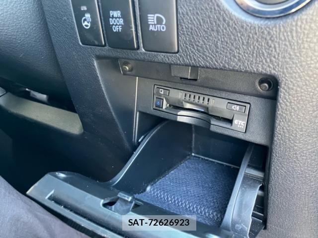 Toyota ALPHARD 2021-04 7325397-15