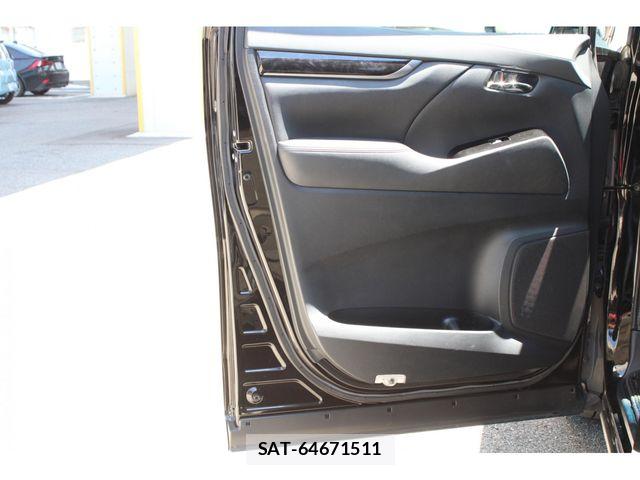 Toyota ALPHARD 2020-12 7325412-13