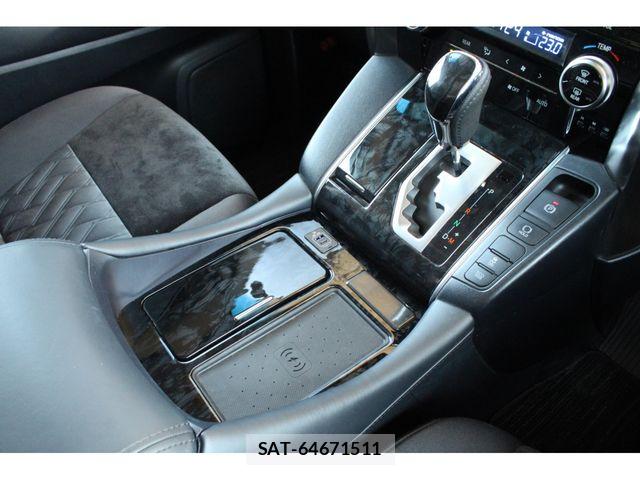 Toyota ALPHARD 2020-12 7325412-21