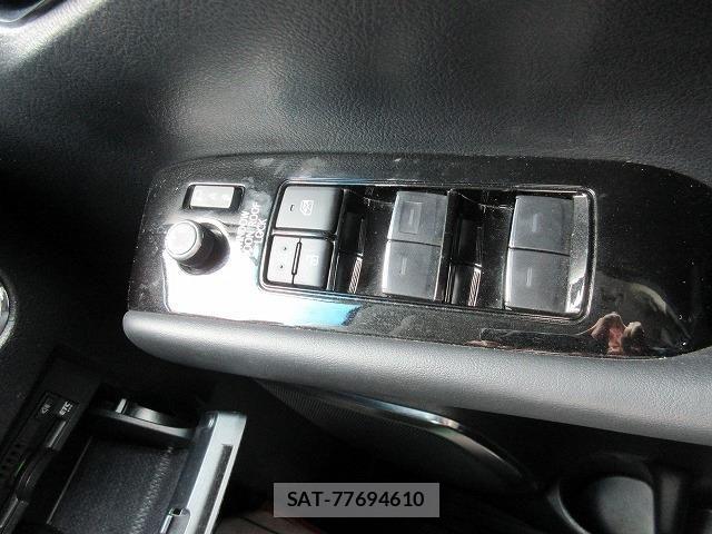 Toyota ALPHARD 2023-03 7325389-12