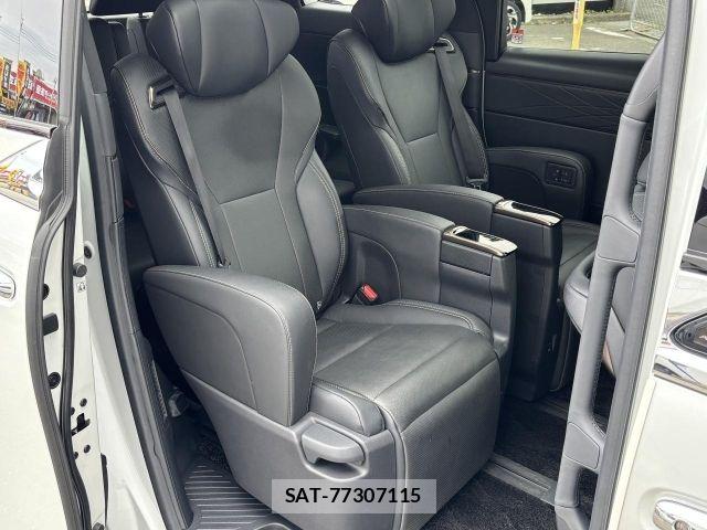 Toyota ALPHARD 2023-11 7325324-6