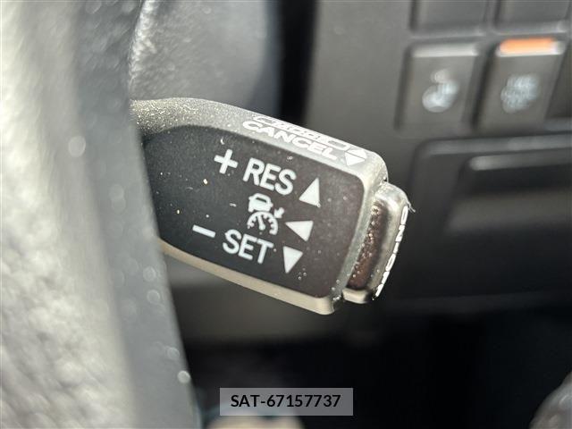 Toyota ALPHARD 2016-05 7325411-11