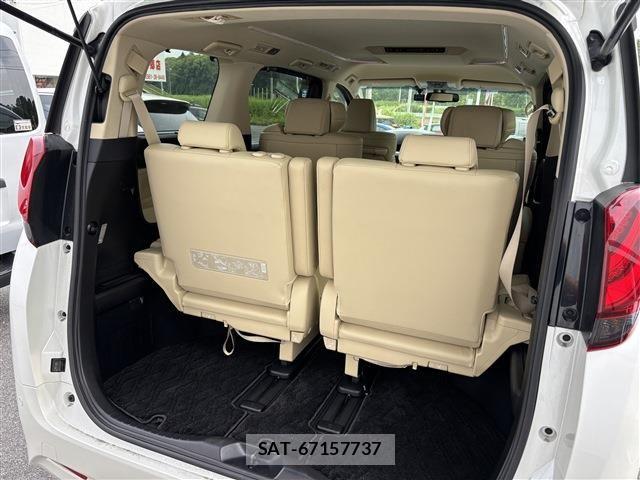 Toyota ALPHARD 2016-05 7325411-17