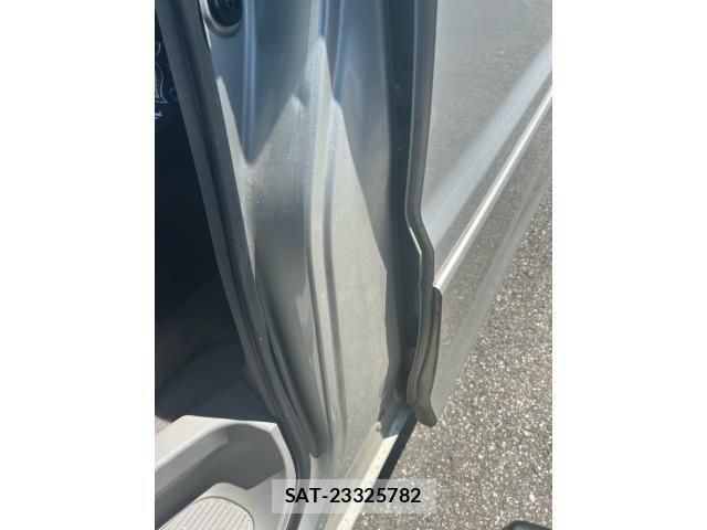 Toyota ALPHARD 2004-02 7325426-13