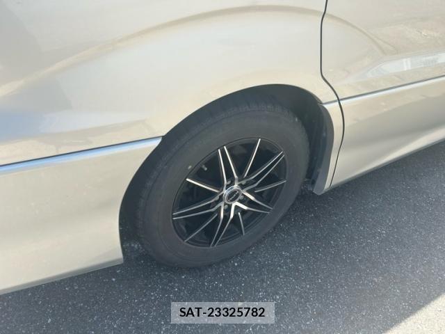 Toyota ALPHARD 2004-02 7325426-5