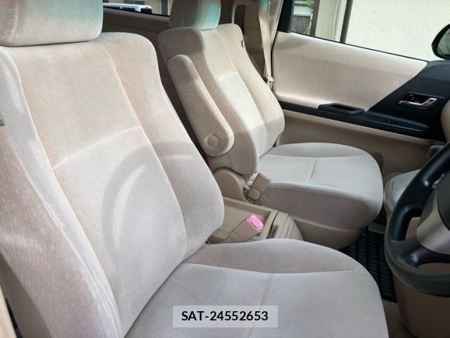 Toyota ALPHARD 2013-07 7325422-11