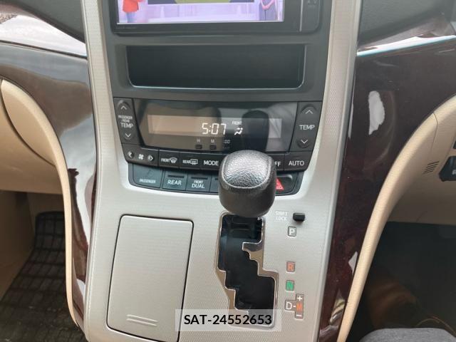 Toyota ALPHARD 2013-07 7325422-18