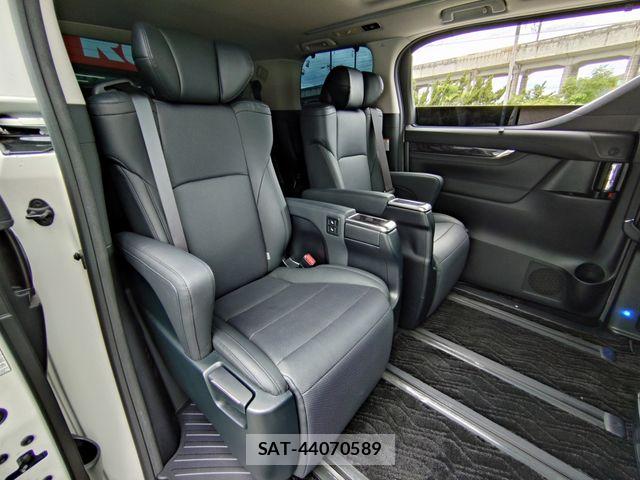 Toyota ALPHARD 2020-05 7325395-20
