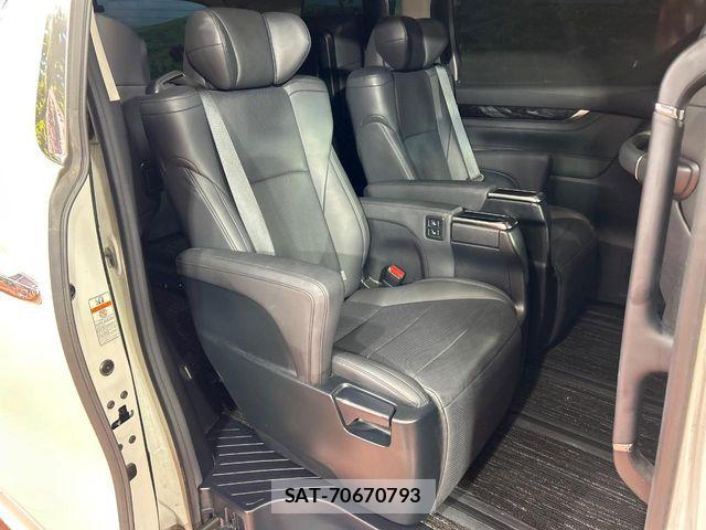 Toyota ALPHARD 2021-05 7325386-13