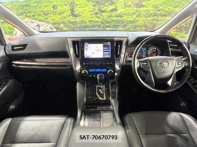 Toyota ALPHARD 2021-05 7325386-1
