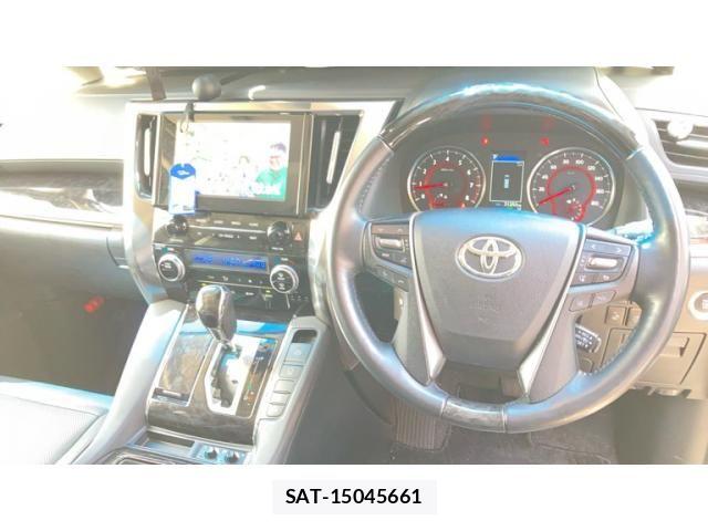 Toyota ALPHARD 2021-07 7325392-10