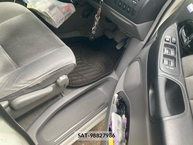 Toyota ALPHARD 2005-10 7325425-17