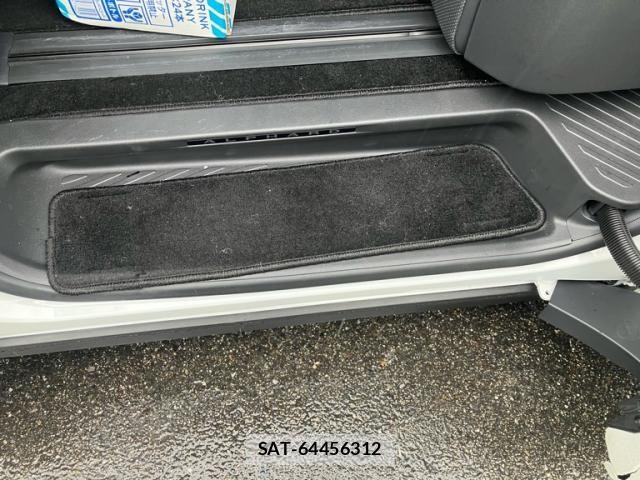 Toyota ALPHARD 2024-11 7325305-14