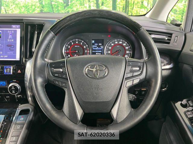 Toyota ALPHARD 2019-04 7325398-11