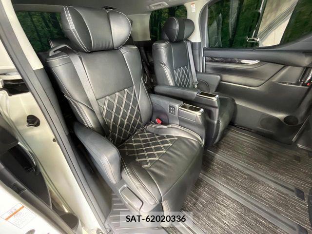 Toyota ALPHARD 2019-04 7325398-8