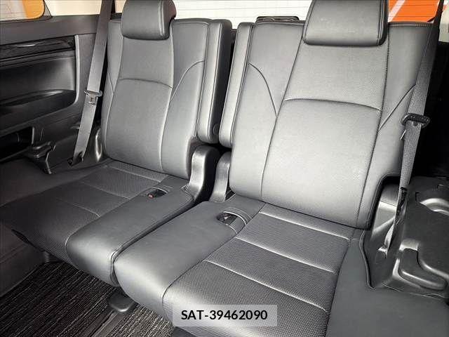 Toyota ALPHARD 2019-07 7325402-20