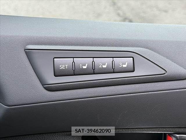 Toyota ALPHARD 2019-07 7325402-27