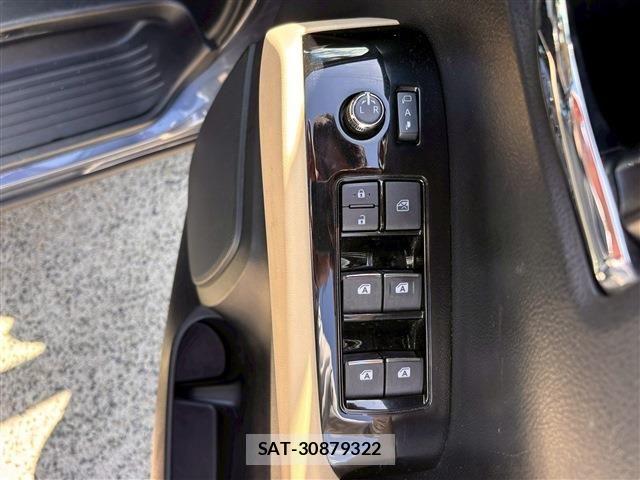 Toyota ALPHARD 2016-11 7325416-19